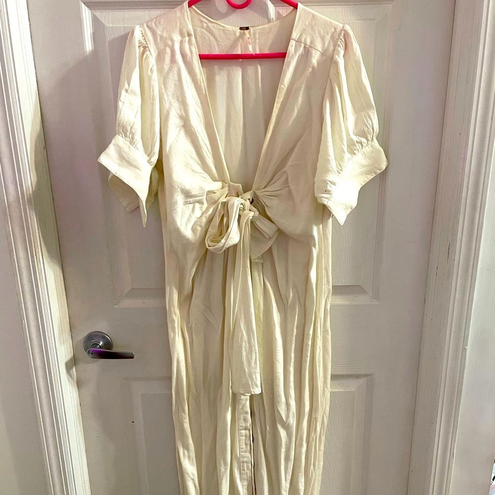 Ivory Casablanca Dress 🤍